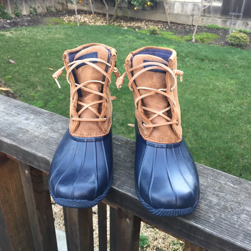 Sperry Navy and Tan Duck Boots